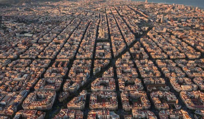 Supermanzanas de Barcelona, un proyecto transformador de urbanismo en la ciudad condal que pone a las personas primero